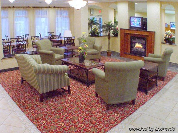 Holiday Inn Express Windsor Sonoma Wine Country, An Ihg Hotel Interior photo